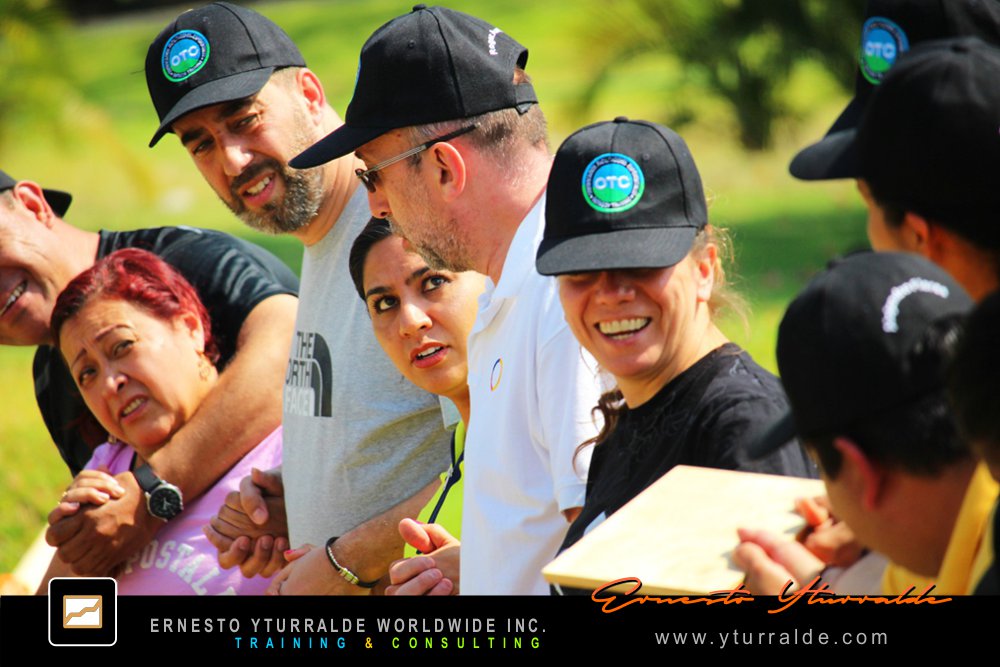 Ejercicio grupal aplicado en metodología experiencial | Formación de Formadores TTT